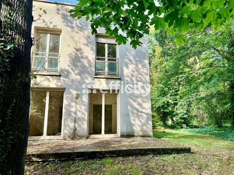 Appartement - 146 m² - 6 pièces