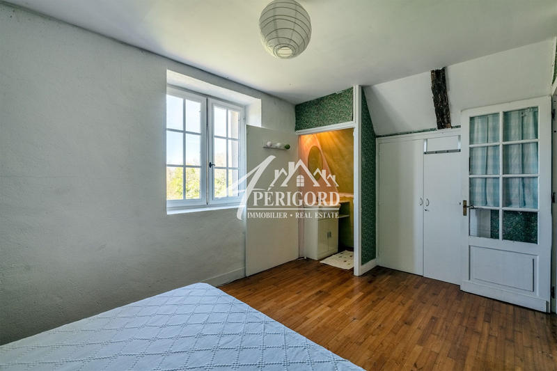 Maison ancienne - 350 m² - 10 pièces