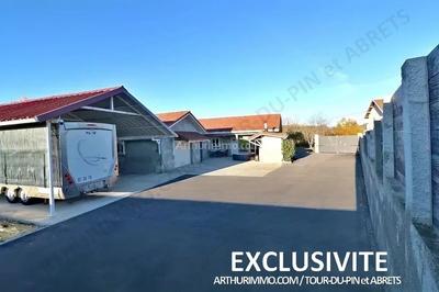 Maison - 108 m² - 4 pièces