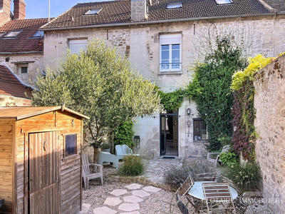 Maison - 140 m² - 5 pièces