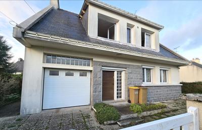 Maison traditionnelle - 125 m² - 6 pièces