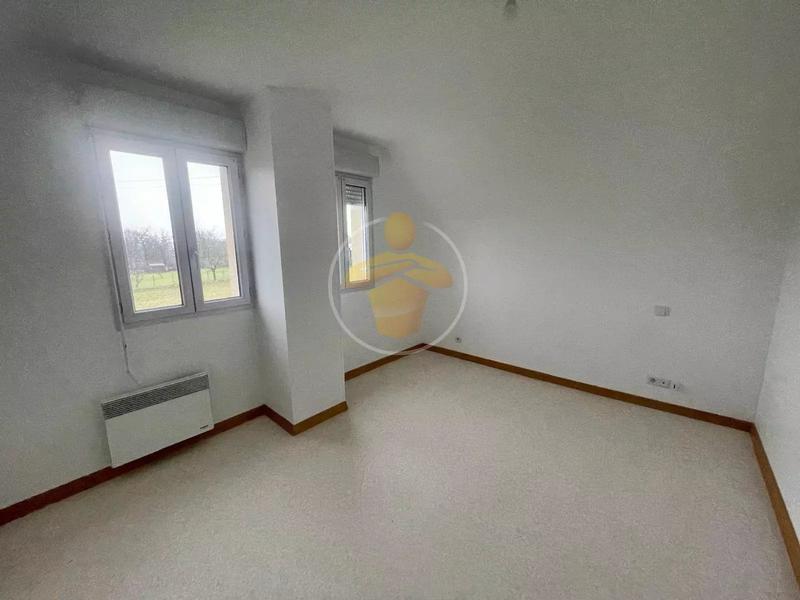 Maison - 98 m² - 4 pièces