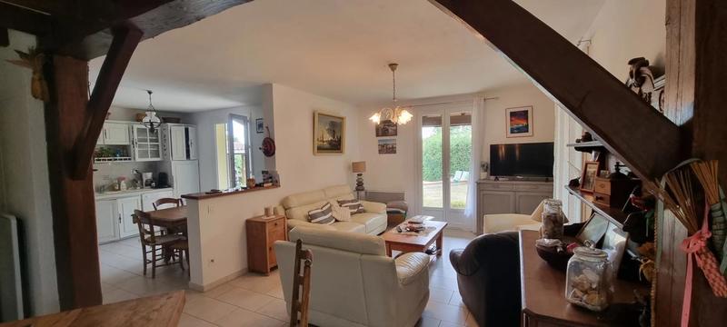 Maison - 135 m² - 8 pièces