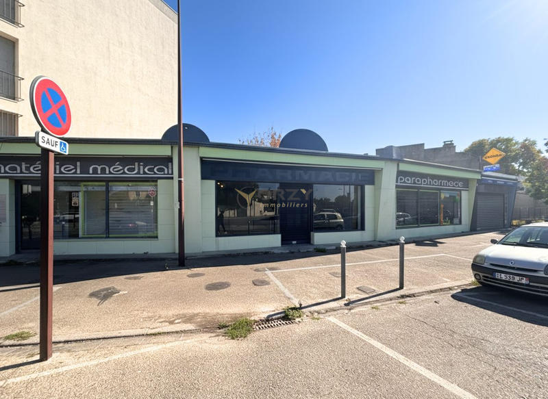 Local commercial - 158 m²