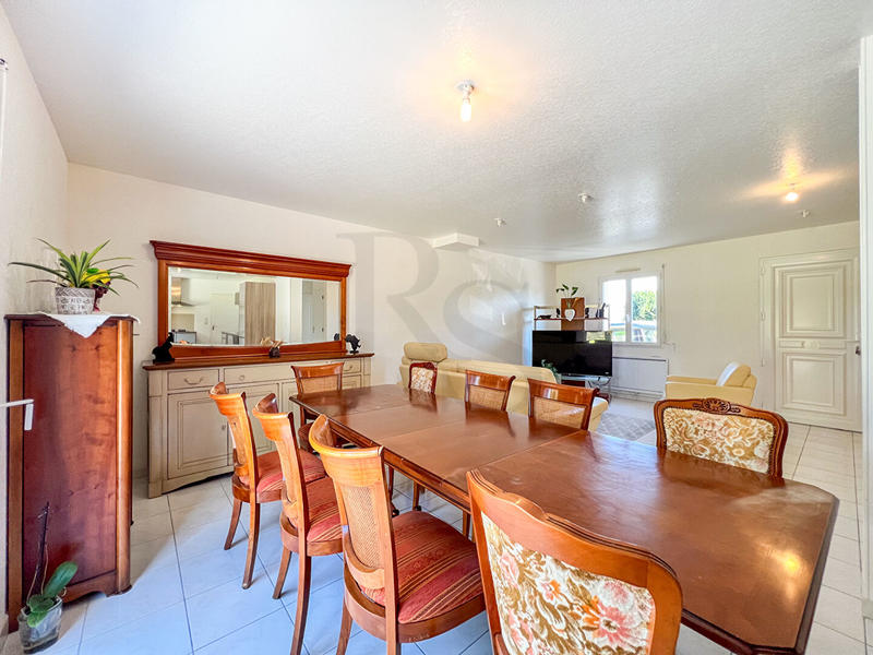 Maison - 114 m² - 5 pièces