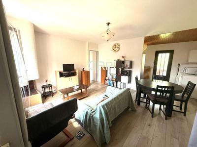 Maison - 70 m² - 4 pièces