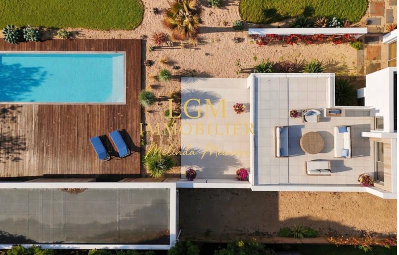 Villa - 205 m² - 5 pièces