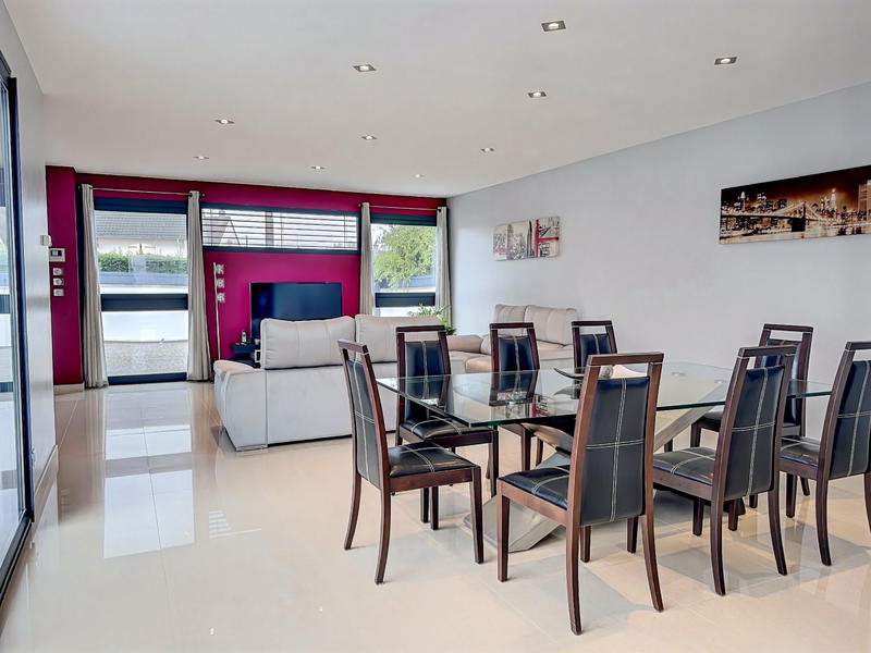 Villa - 150 m² - 6 pièces