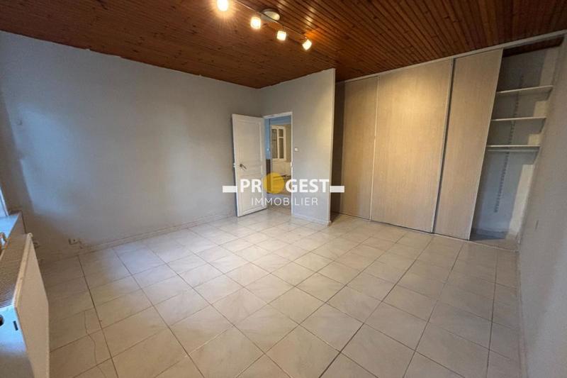 Appartement - 80 m² - 4 pièces