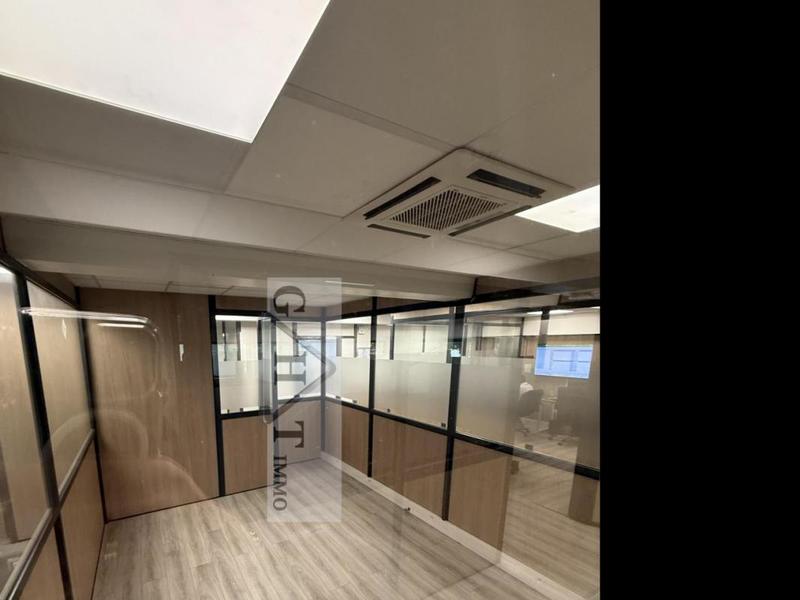 Entrepôt - 1 000 m²