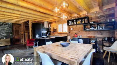 Maison - 219 m² - 6 pièces