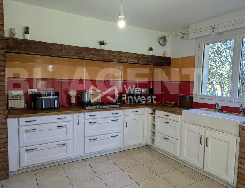 Maison - 180 m² - 5 pièces