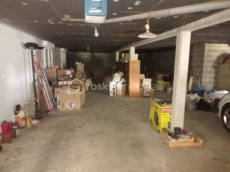 Villa - 177 m² - 6 pièces