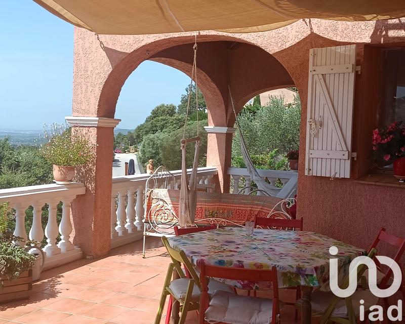 Maison - 260 m² - 7 pièces