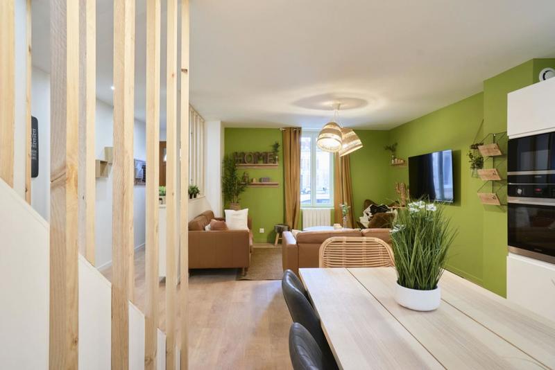 Maison - 148 m² - 8 pièces