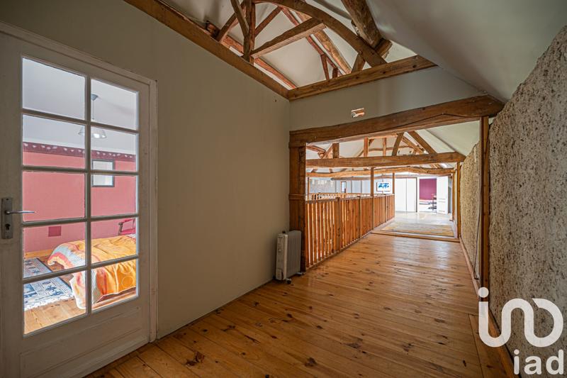 Maison - 207 m² - 6 pièces