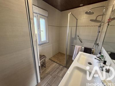 Maison - 162 m² - 10 pièces