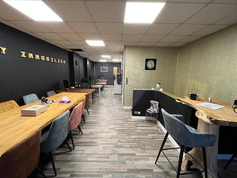 Bureau - 78 m² - 1 pièce