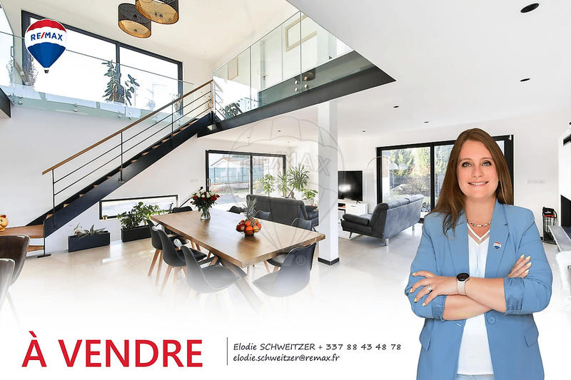 Maison - 348 m² - 7 pièces