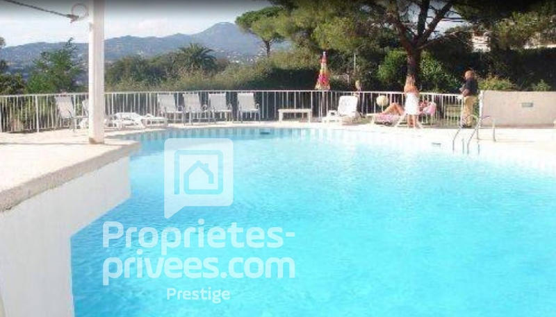 Appartement - 93 m² - 3 pièces