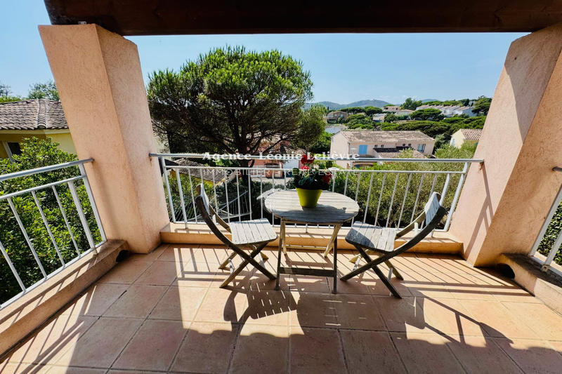 Maison - 99 m² - 4 pièces