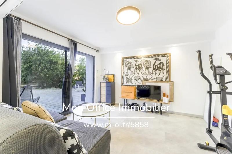 Maison - 185 m² - 7 pièces