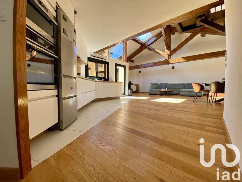 Maison - 200 m² - 6 pièces