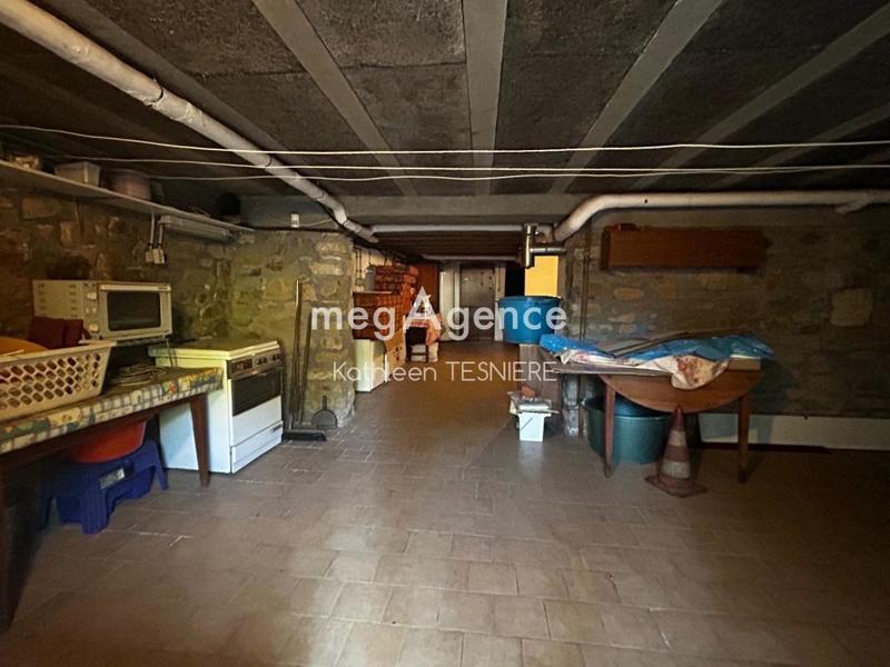 Maison - 200 m² - 7 pièces