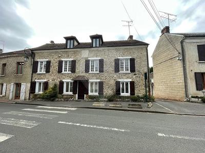 Maison - 150 m² - 7 pièces