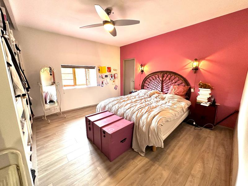 Propriété - 467 m² - 9 pièces