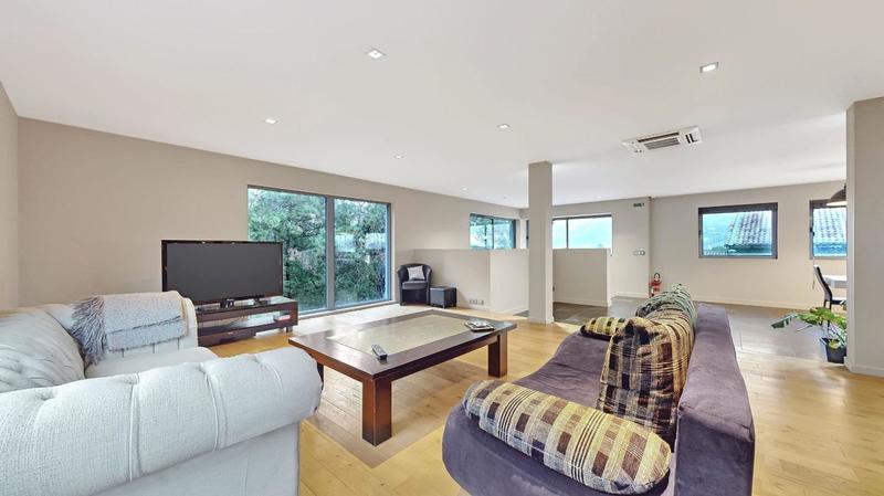 Loft - 320 m² - 6 pièces