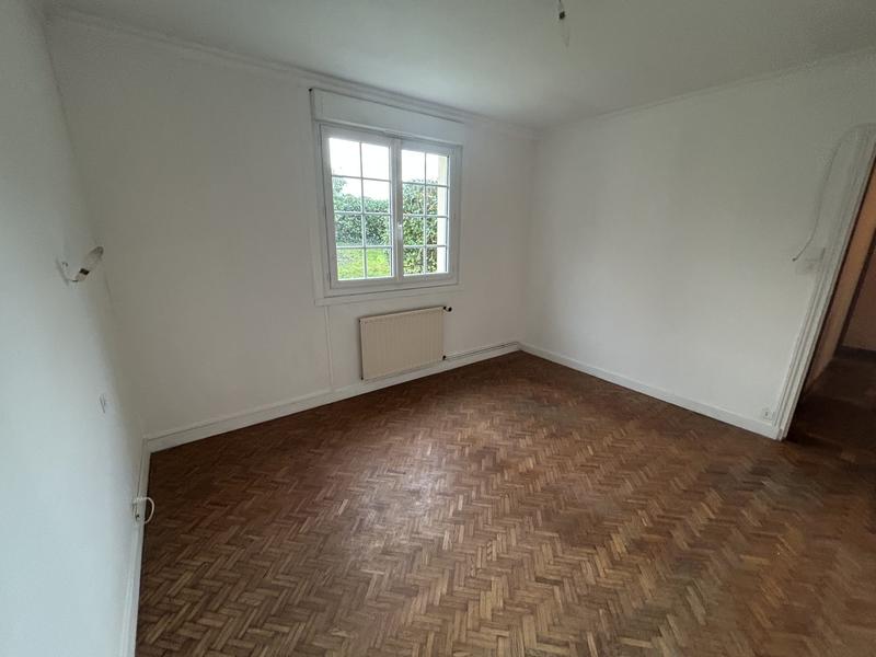 Maison traditionnelle - 168 m² - 7 pièces