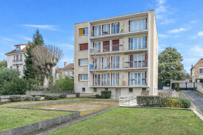 Appartement - 75 m² - 3 pièces