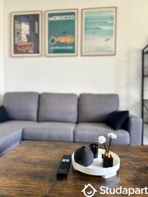 Chambre - 12 m² - 1 pièce