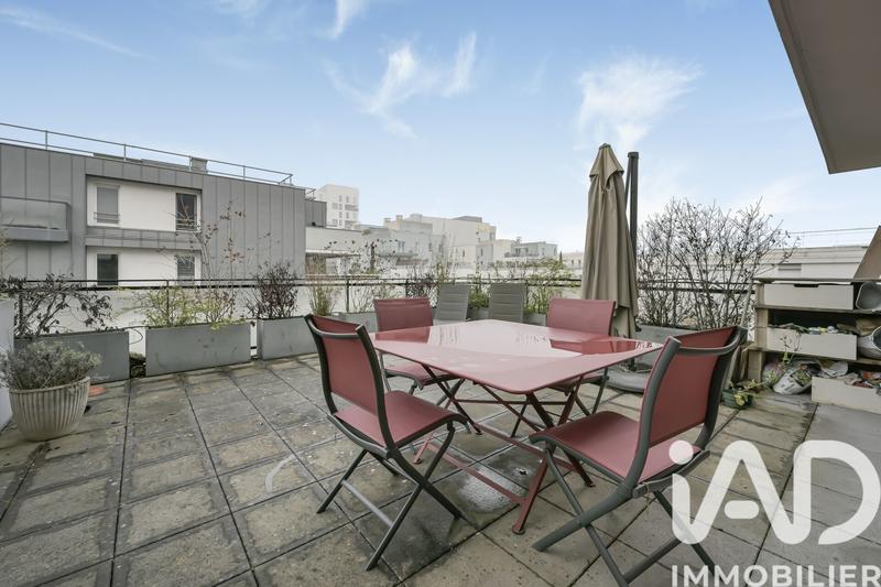 Appartement - 93 m² - 4 pièces