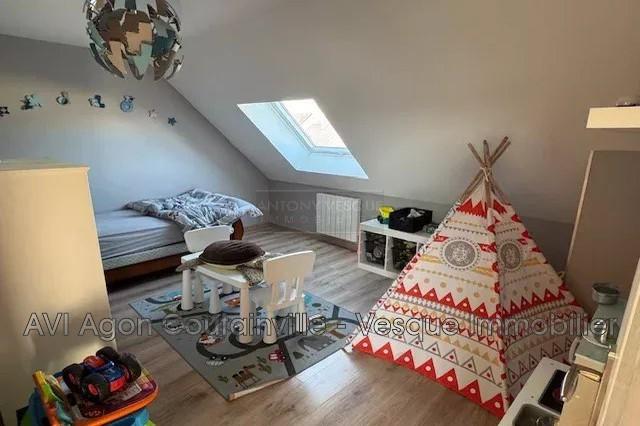 Maison - 106 m² - 5 pièces