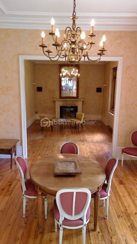 Demeure - 298 m² - 12 pièces