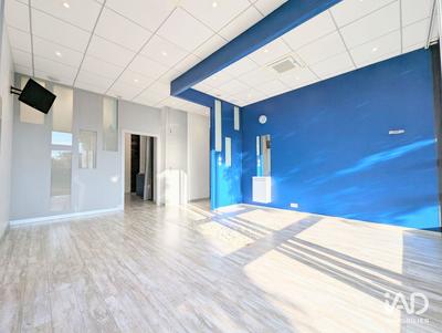 Local commercial - 77 m²