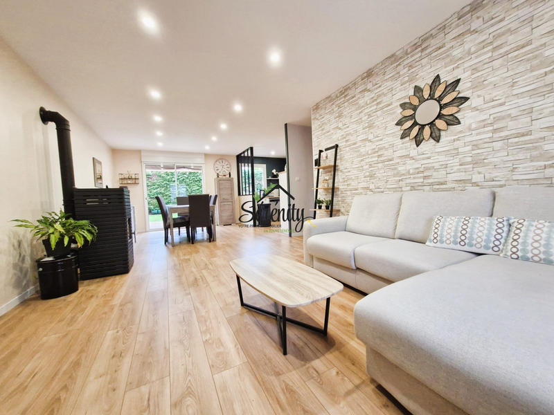 Maison - 140 m² - 7 pièces