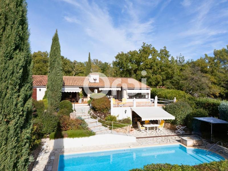 Maison - 136 m² - 4 pièces