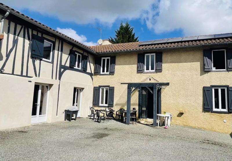 Maison de campagne - 210 m² - 8 pièces