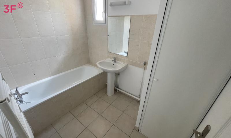 Pavillon - 70 m² - 3 pièces