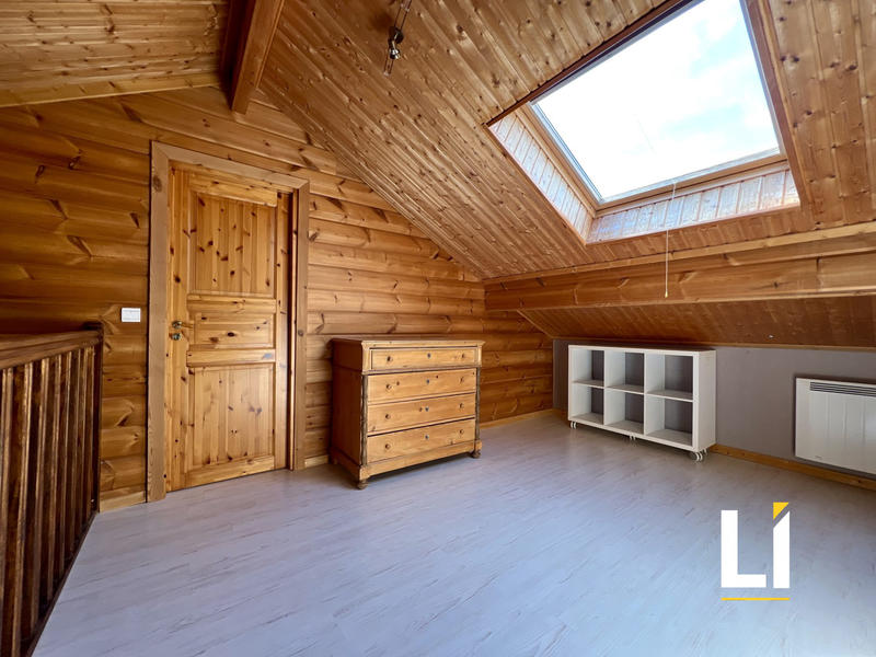 Châlet - 102 m² - 5 pièces