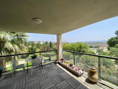 Appartement - 78 m² - 3 pièces