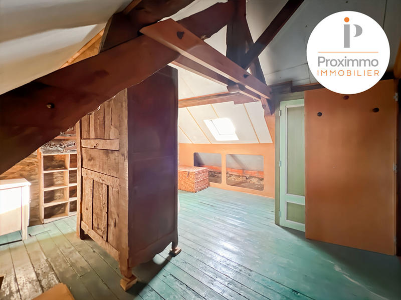 Maison - 148 m² - 8 pièces