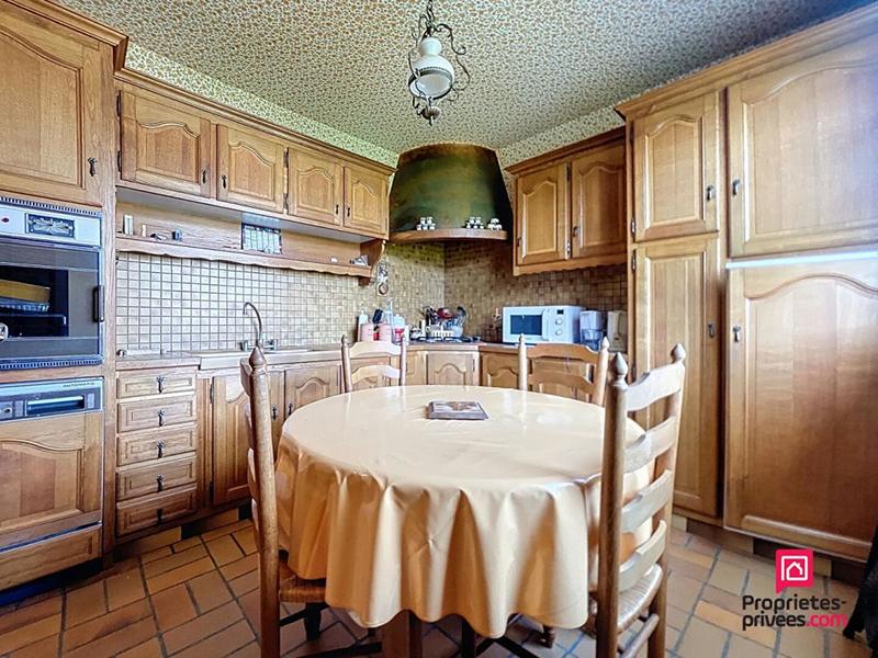 Maison - 148 m² - 7 pièces