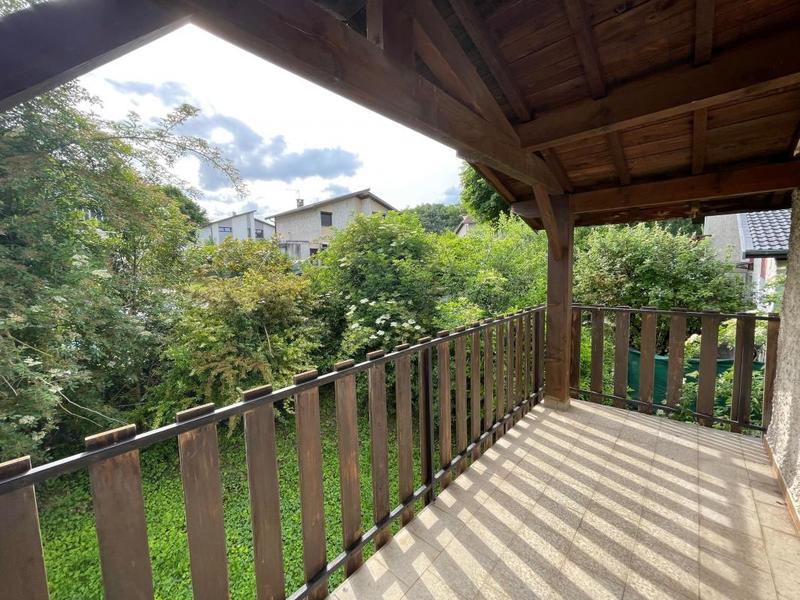 Maison - 151 m² - 6 pièces