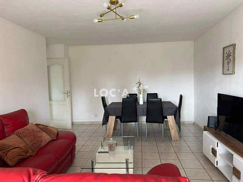 Appartement - 80 m² - 4 pièces