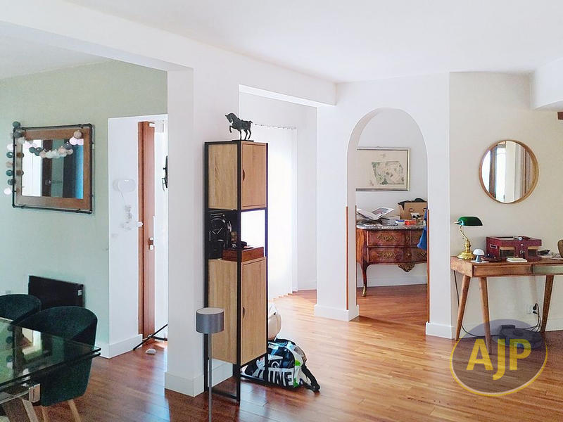 Maison - 160 m² - 5 pièces