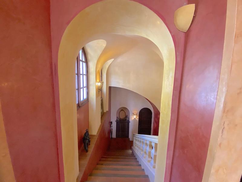 Maison - 322 m² - 10 pièces